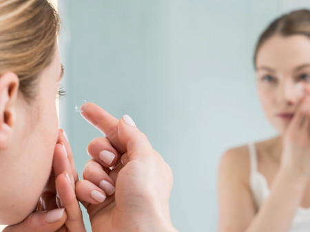 Почему нельзя спать в линзах: риски и последствия для здоровья глаз.